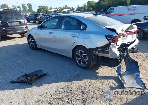 2019 Kia Forte Lxs из США, поврежденный, VIN 3KPF24AD6KE114043